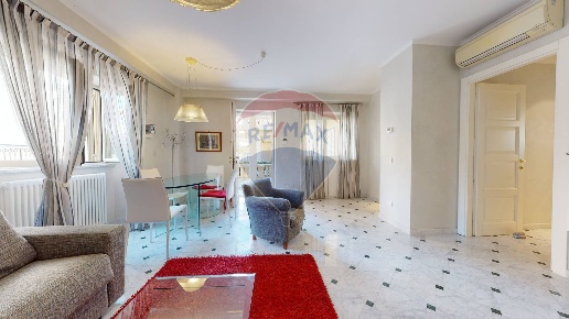 appartamento in vendita a Viareggio in zona Torre del Lago