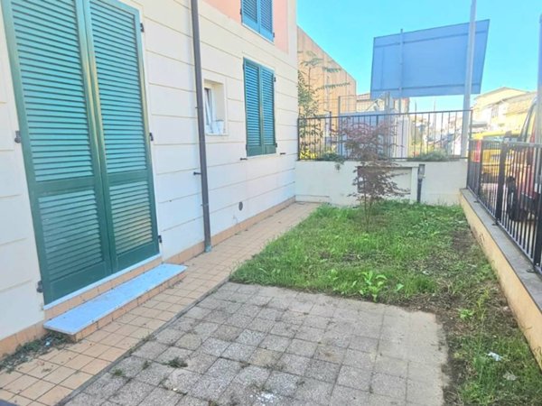 appartamento in vendita a Viareggio in zona Migliarina