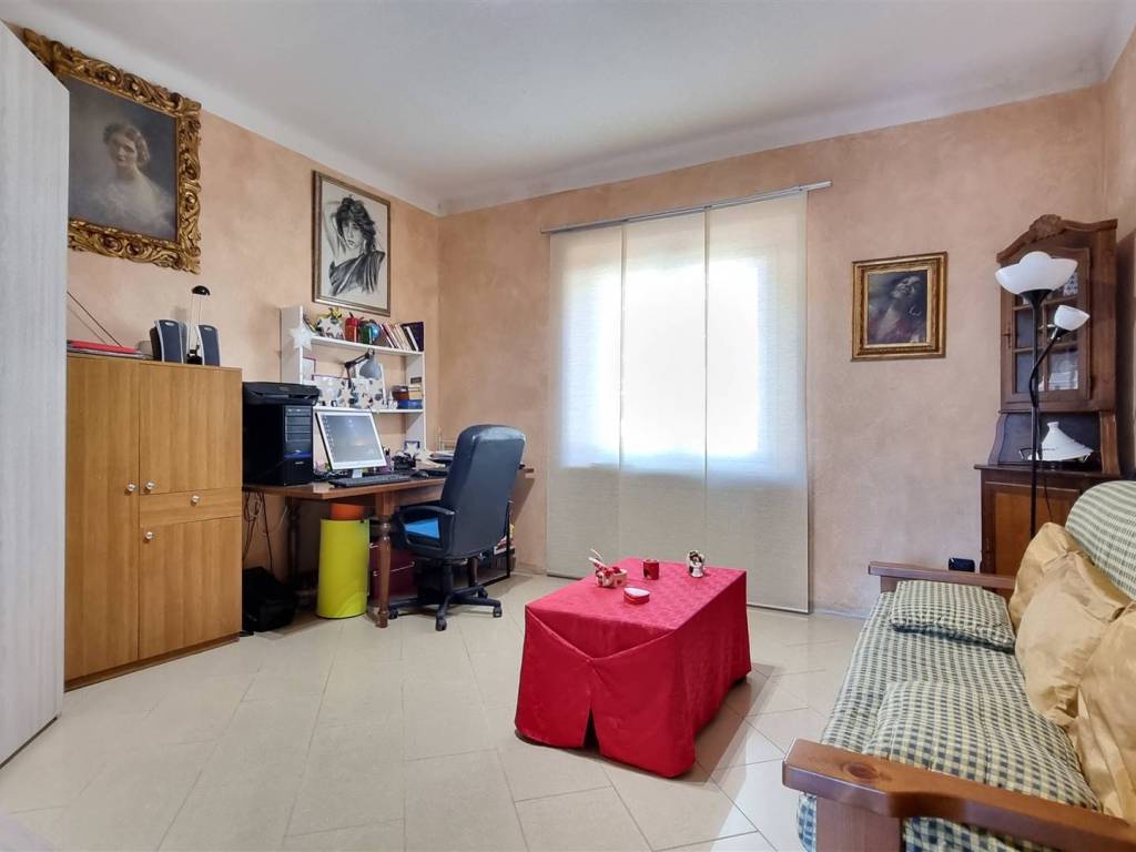 appartamento in vendita a Viareggio in zona Migliarina