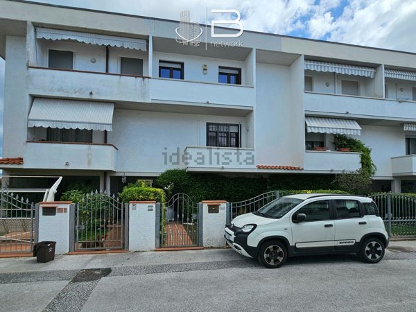 casa indipendente in vendita a Viareggio in zona Torre del Lago