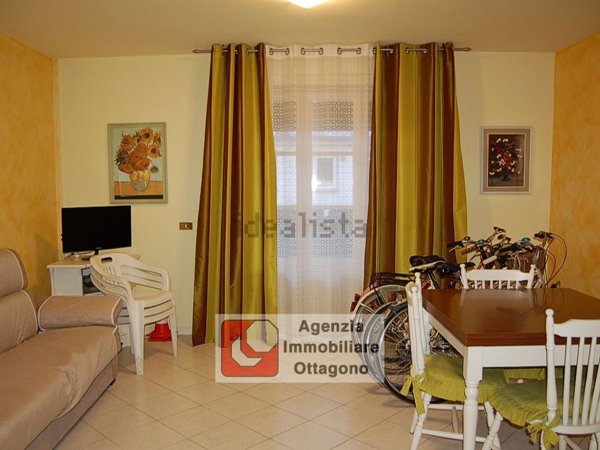 appartamento in vendita a Viareggio in zona Marco Polo