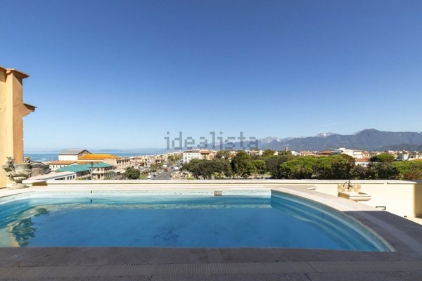 appartamento in vendita a Viareggio