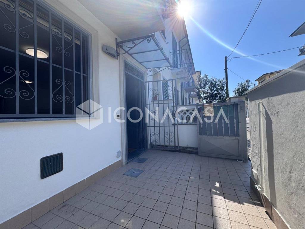 appartamento in vendita a Viareggio in zona Marco Polo