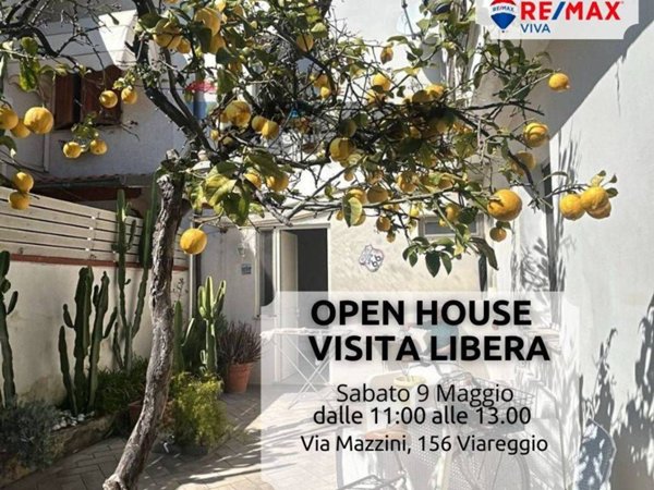 casa indipendente in vendita a Viareggio in zona Centro Storico
