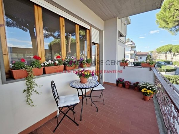 appartamento in vendita a Viareggio in zona Don Bosco