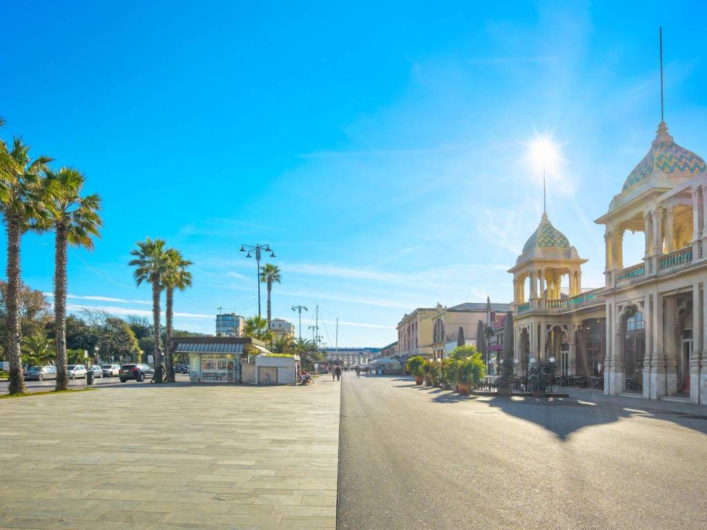 appartamento in vendita a Viareggio