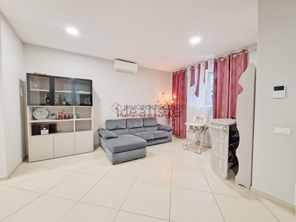 casa indipendente in vendita a Viareggio in zona Centro Storico