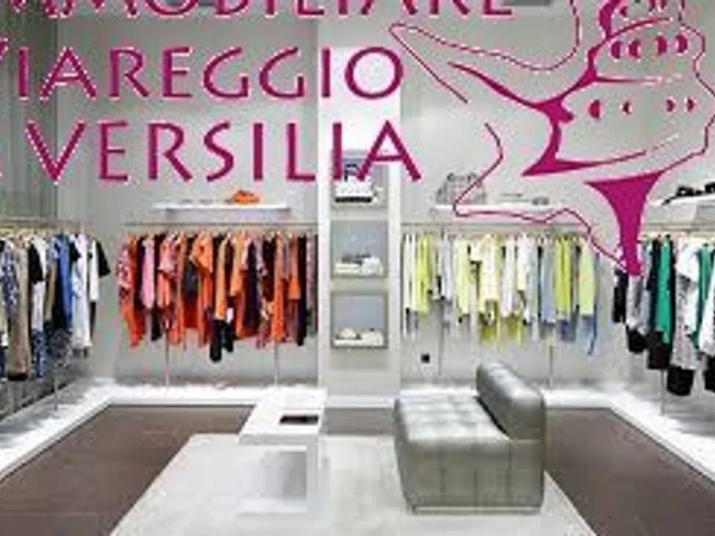 negozio in vendita a Viareggio