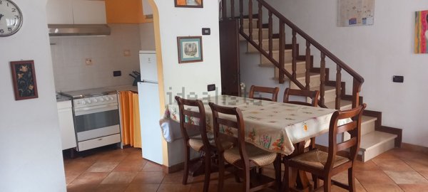 casa indipendente in vendita a Viareggio