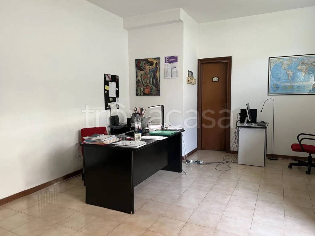 ufficio in vendita a Viareggio