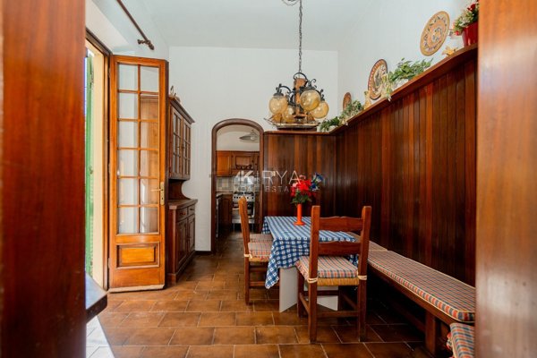 casa indipendente in vendita a Viareggio in zona Centro Storico