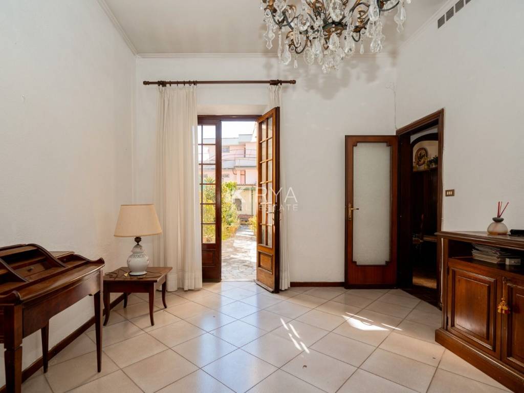 casa indipendente in vendita a Viareggio in zona Centro Storico