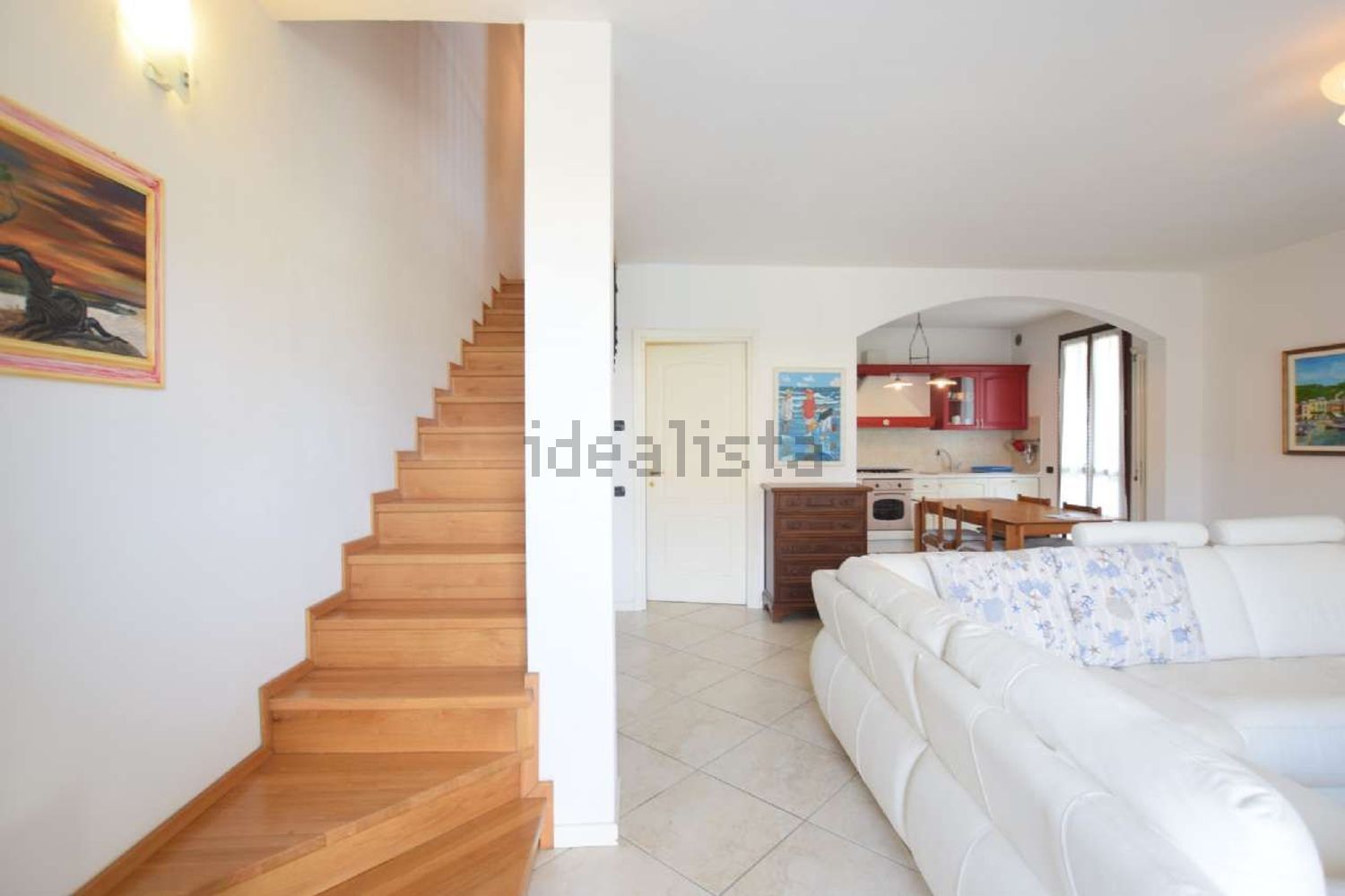 casa indipendente in vendita a Viareggio