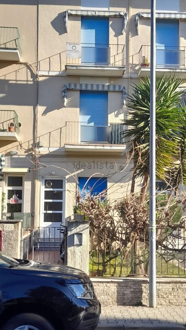 appartamento in vendita a Viareggio in zona Don Bosco