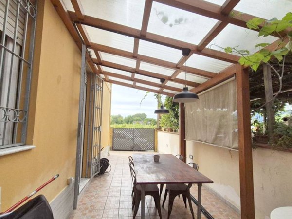 appartamento in vendita a Viareggio in zona Migliarina