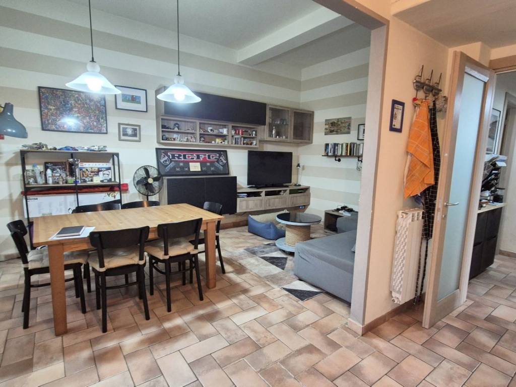 appartamento in vendita a Viareggio in zona Migliarina