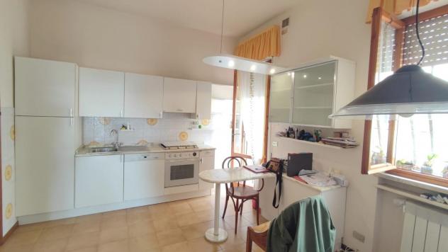 appartamento in vendita a Viareggio in zona Campo d'Aviazione