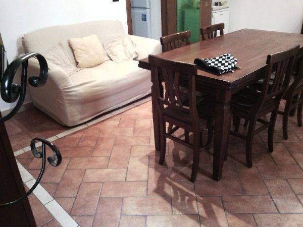 casa indipendente in vendita a Viareggio in zona Centro Storico