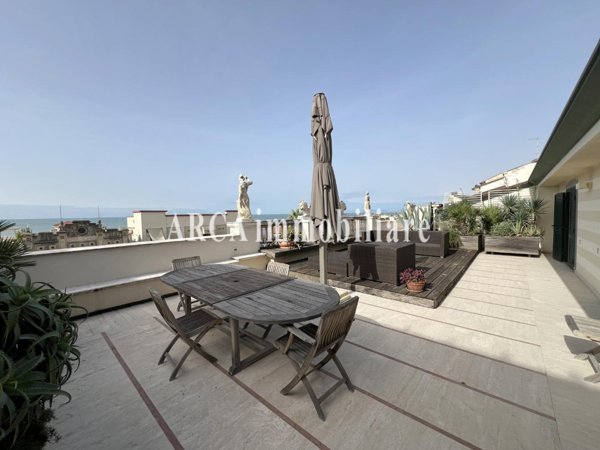 appartamento in vendita a Viareggio