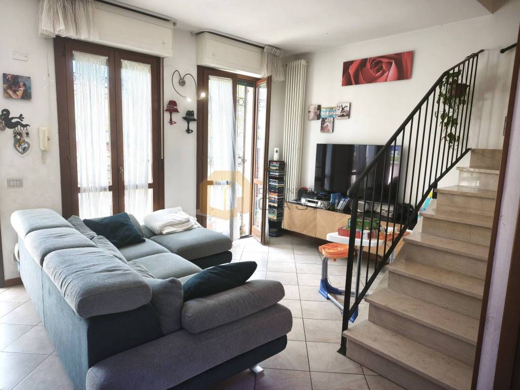 casa indipendente in vendita a Viareggio in zona Torre del Lago