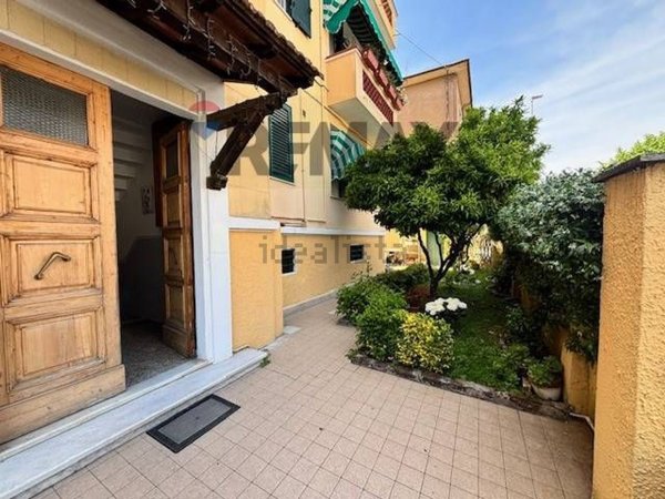 appartamento in vendita a Viareggio