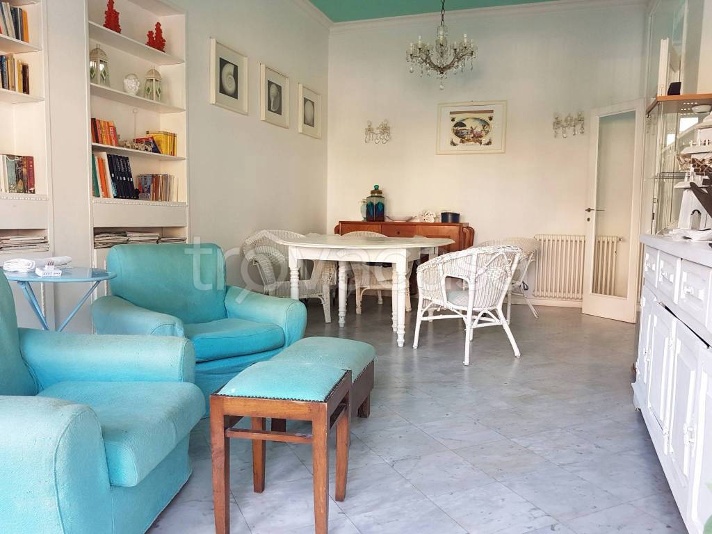 appartamento in vendita a Viareggio in zona Don Bosco