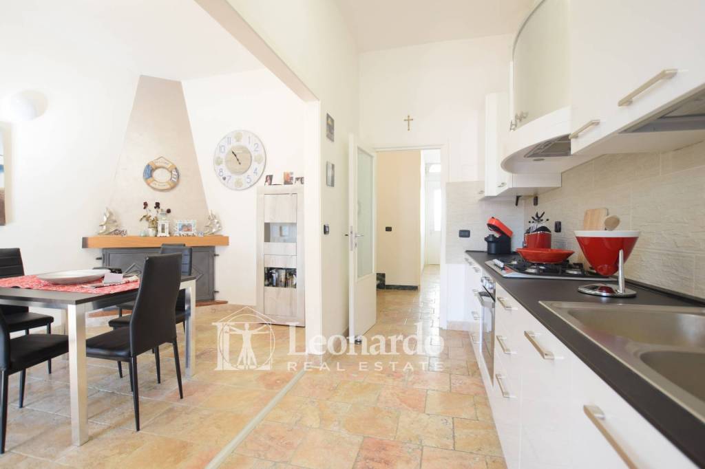 casa indipendente in vendita a Viareggio in zona Centro Storico