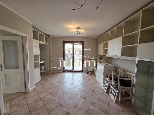 appartamento in vendita a Viareggio