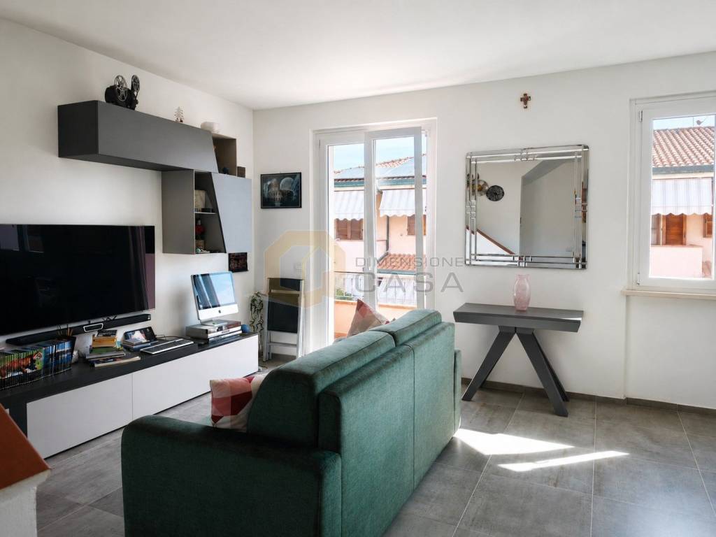 casa indipendente in vendita a Viareggio in zona Migliarina