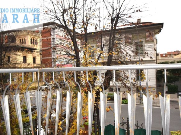 casa indipendente in vendita a Viareggio in zona Centro Storico