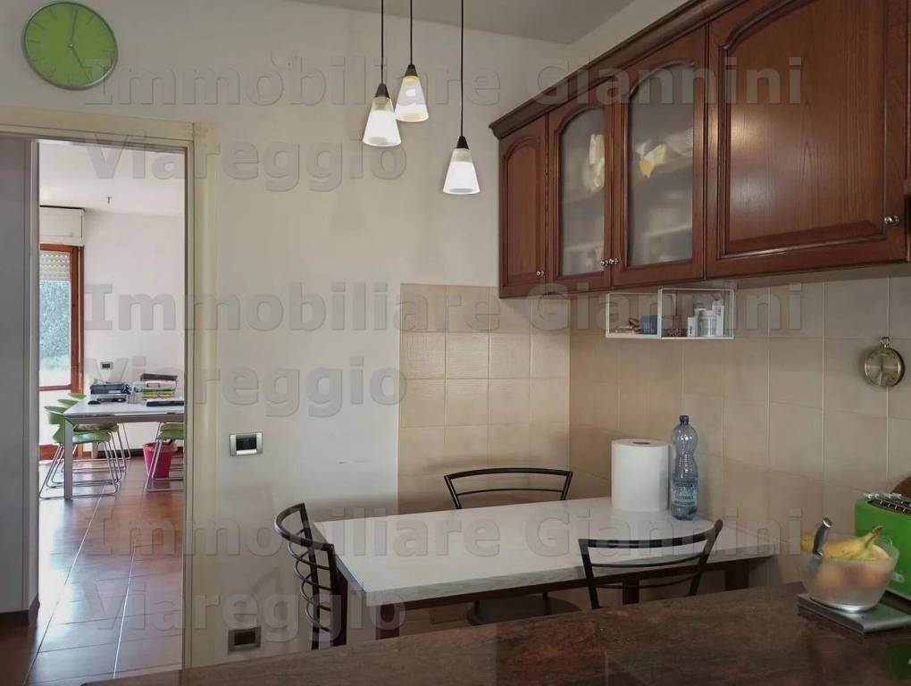 appartamento in vendita a Viareggio in zona Campo d'Aviazione