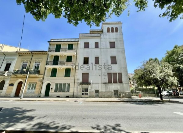 appartamento in vendita a Viareggio