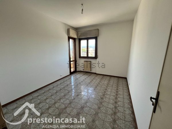 appartamento in vendita a Viareggio