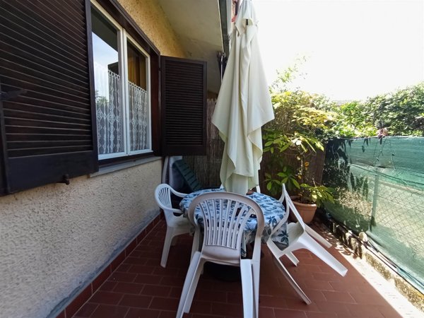 casa indipendente in vendita a Viareggio in zona Torre del Lago