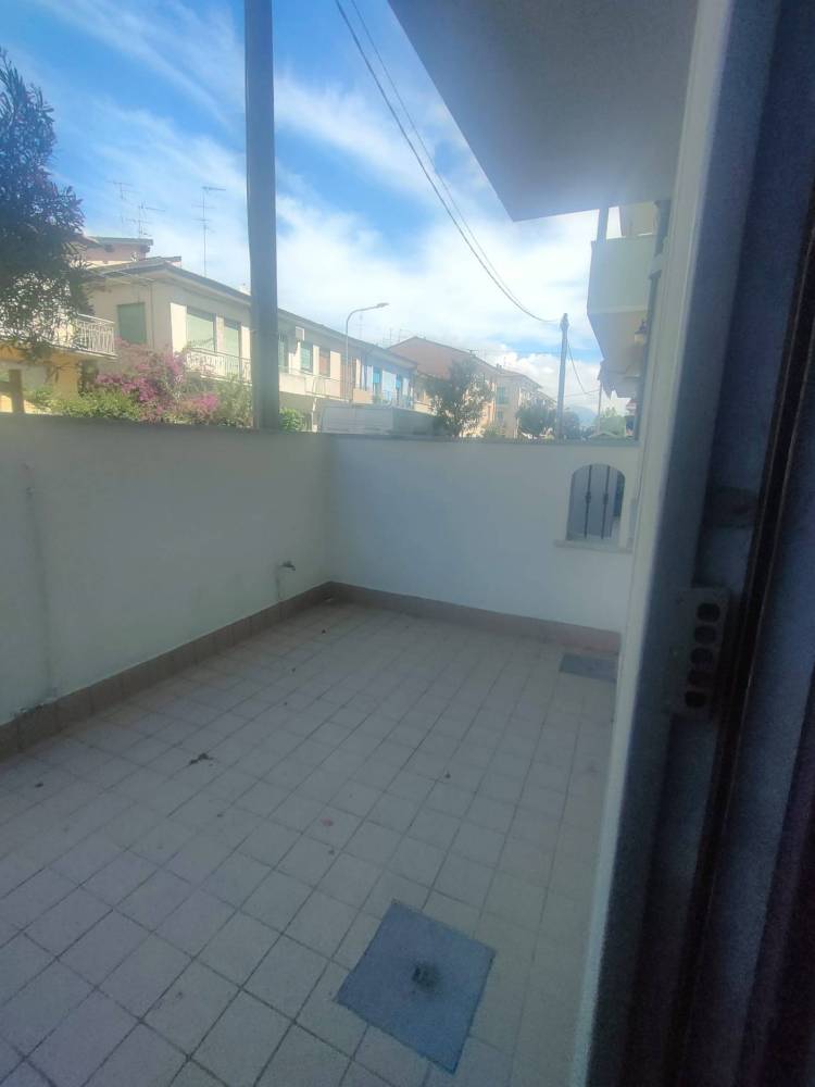 appartamento in vendita a Viareggio in zona Marco Polo