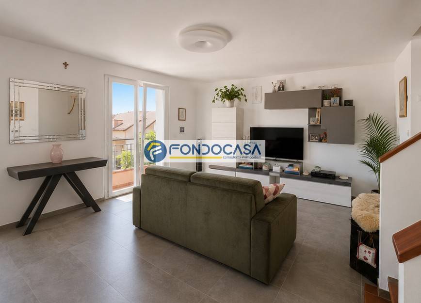 casa indipendente in vendita a Viareggio
