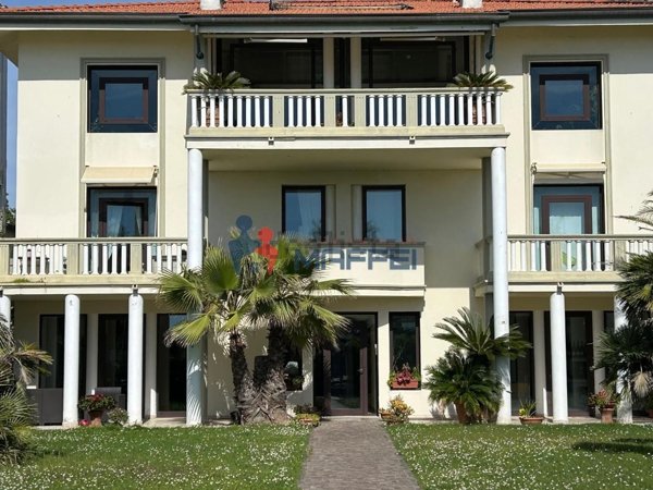 appartamento in vendita a Viareggio