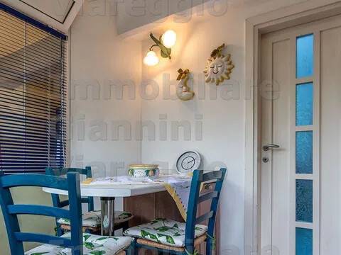 casa indipendente in vendita a Viareggio in zona Torre del Lago