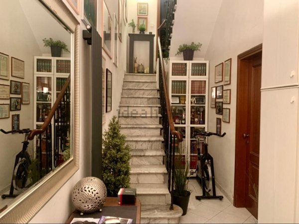 casa indipendente in vendita a Viareggio in zona Centro Storico
