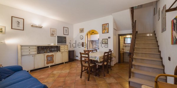 casa indipendente in vendita a Viareggio in zona Torre del Lago