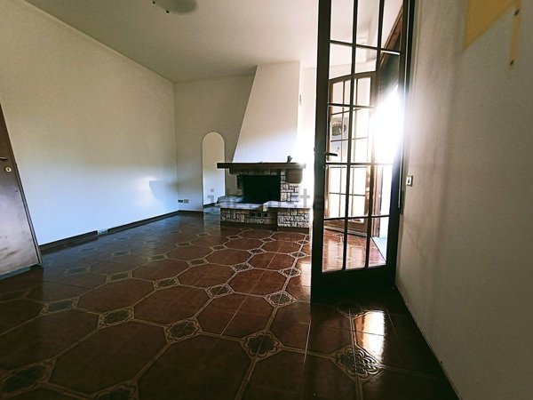 casa indipendente in vendita a Viareggio