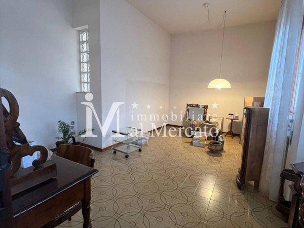 appartamento in vendita a Viareggio