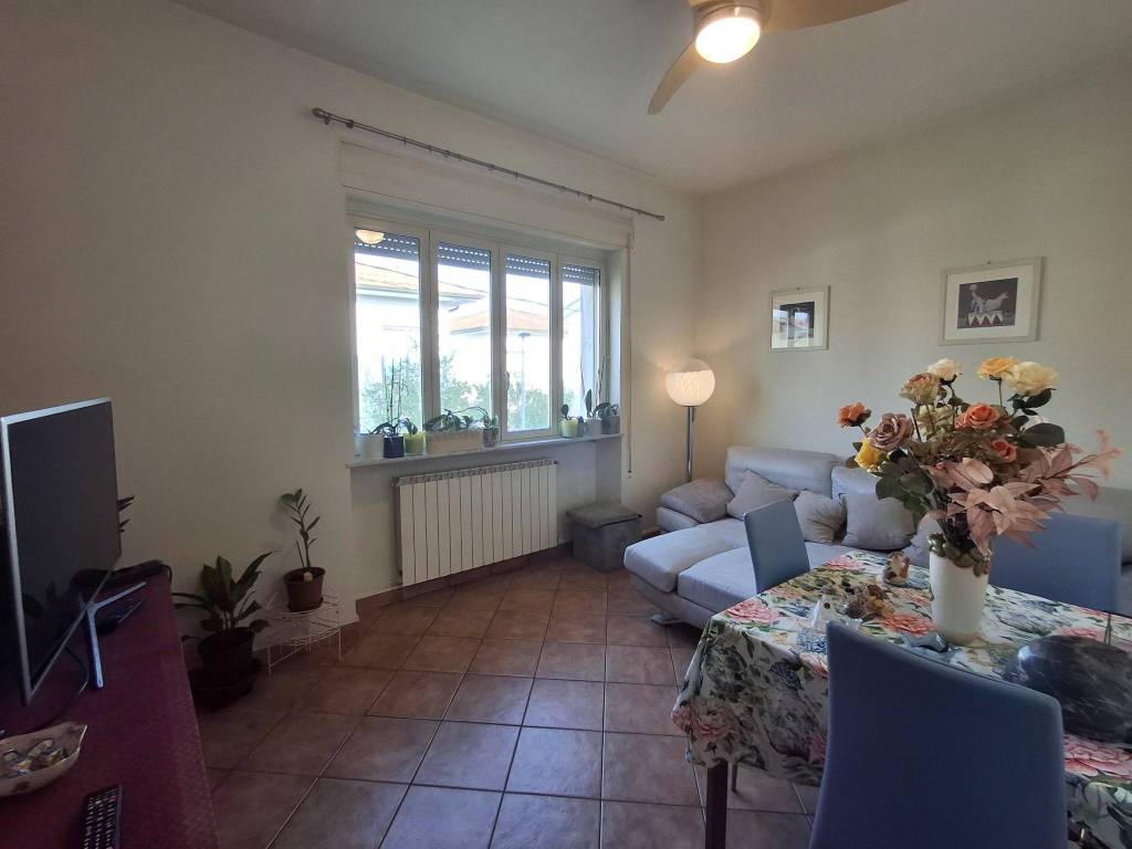 appartamento in vendita a Viareggio in zona Don Bosco