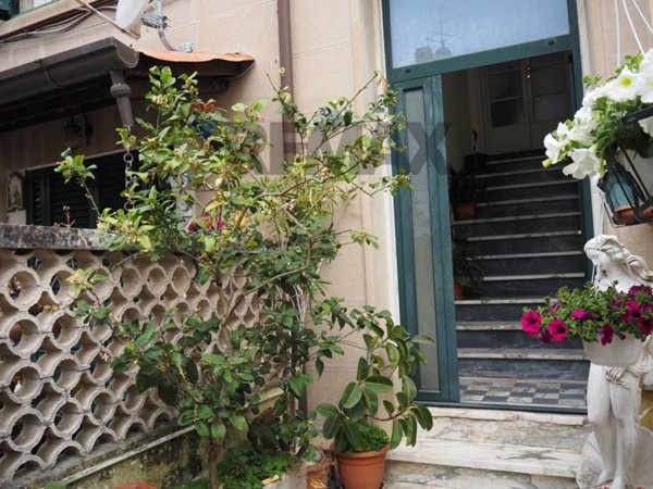 casa indipendente in vendita a Viareggio in zona Centro Storico