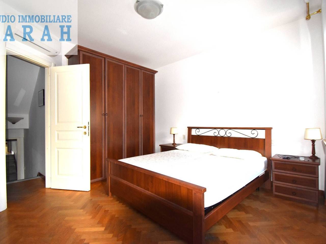 casa indipendente in vendita a Viareggio