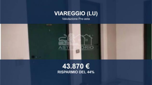 negozio in vendita a Viareggio