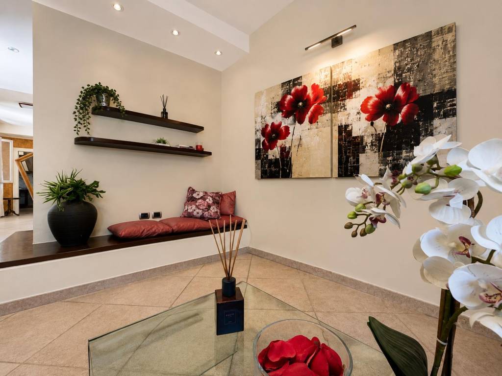 casa indipendente in vendita a Viareggio in zona Campo d'Aviazione