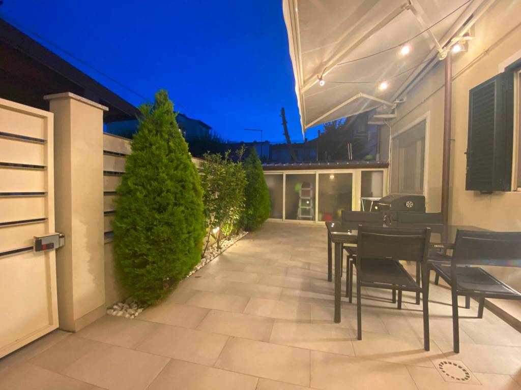 appartamento in vendita a Viareggio in zona Marco Polo