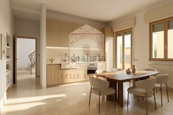 casa indipendente in vendita a Viareggio