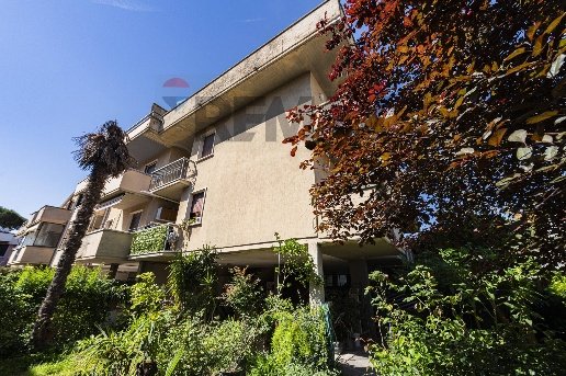 casa indipendente in vendita a Viareggio in zona Torre del Lago